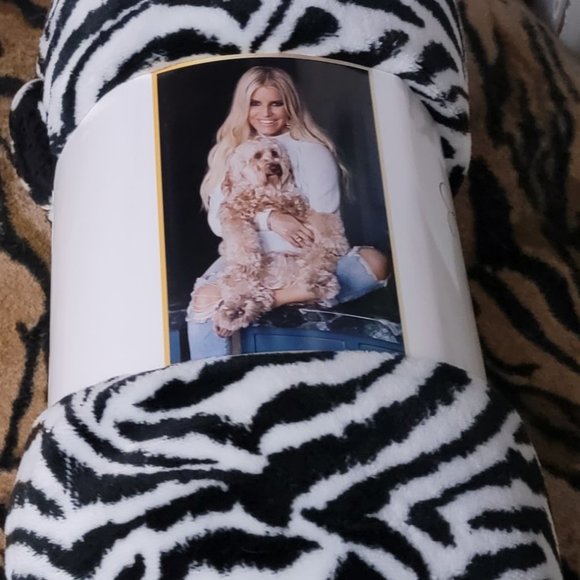 Pet Blanket Throw Dog or Cat Zebra Print Jessica Simpson... New! - Picture 3 of 3